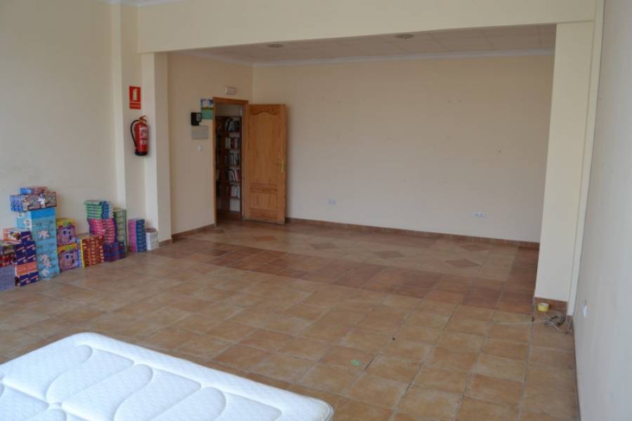 Resale - Commercial Unit - Orihuela Costa - Playa Flamenca