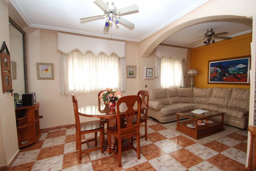 Resale - Townhouse - Orihuela Costa - Playa Flamenca