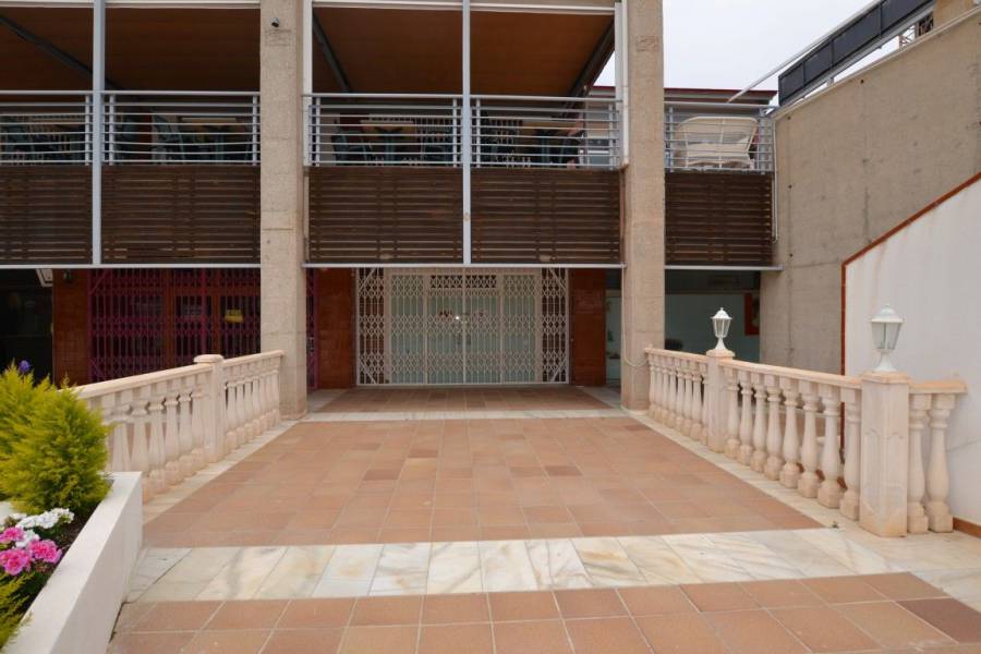 Resale - Commercial Unit - Orihuela Costa - Villamartin