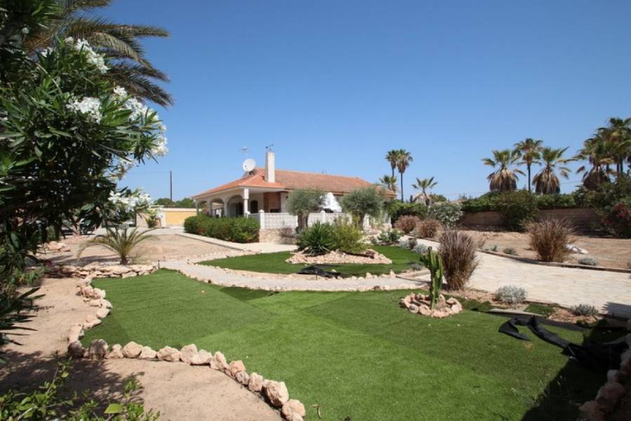 Resale - Villa - Orihuela Costa - Lomas de Cabo Roig