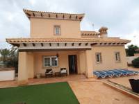 Resale - Villa - Orihuela Costa - Cabo Roig