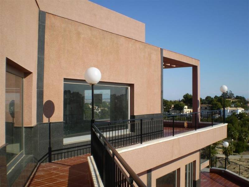 Long Term Rental - Commercial Unit - Orihuela Costa - Los Altos