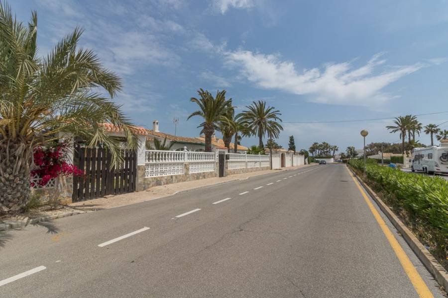 Reventa - Chalet - Orihuela Costa - Playa Flamenca