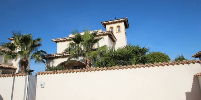 Villa - Resale - Orihuela Costa - Montezenia