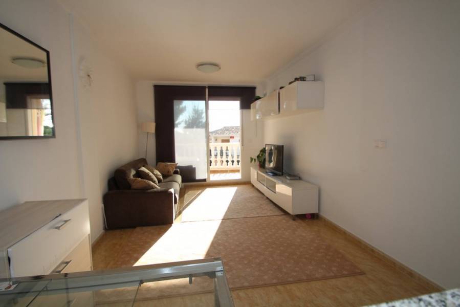 Resale - Apartment - Orihuela Costa - Campoamor