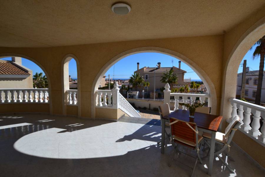 Resale - Villa - San Miguel de Salinas - Orihuela costa