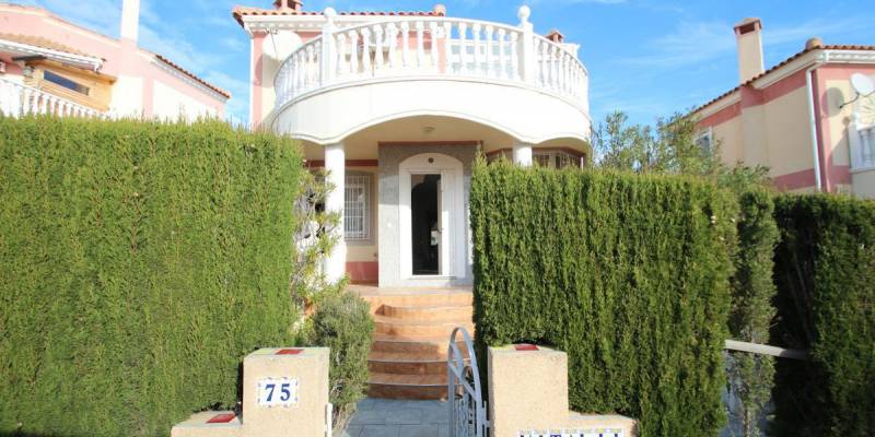 Villa - Resale - Torrevieja - Los altos