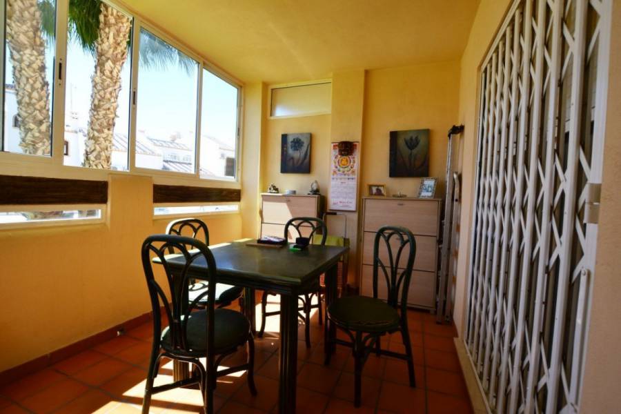 Resale - Apartment - Orihuela Costa - Playa Flamenca