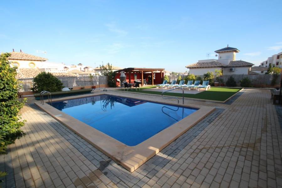 Reventa - Chalet - Orihuela Costa - Montezenia