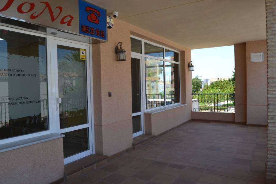 Reventa - Commercial Unit - Orihuela Costa - La Regia