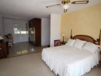 Resale - Villa - Orihuela Costa - Campoamor