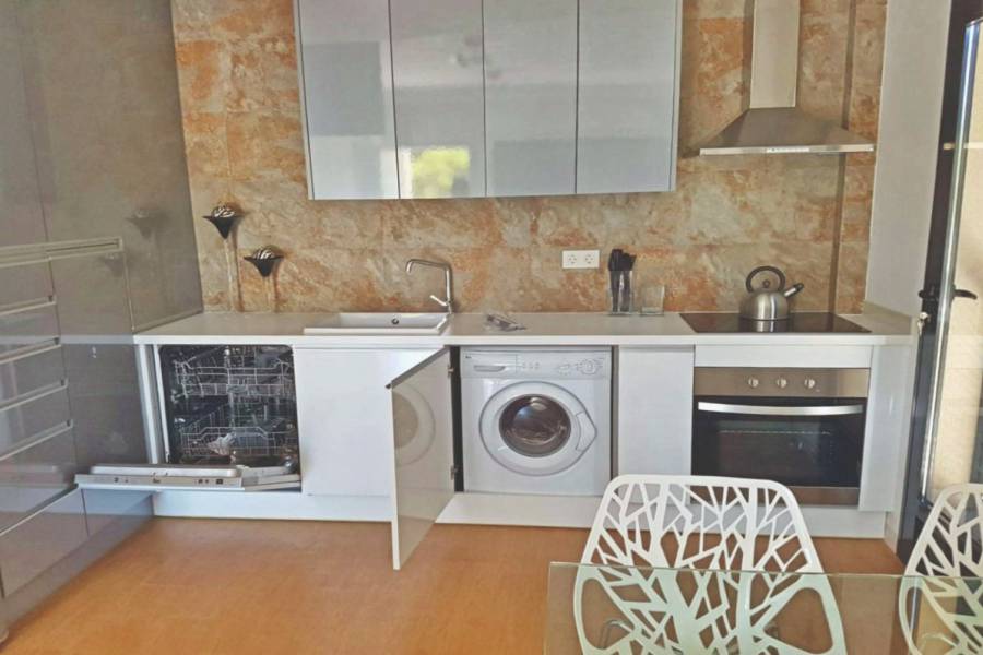 Resale - Villa - Orihuela - La Zenia