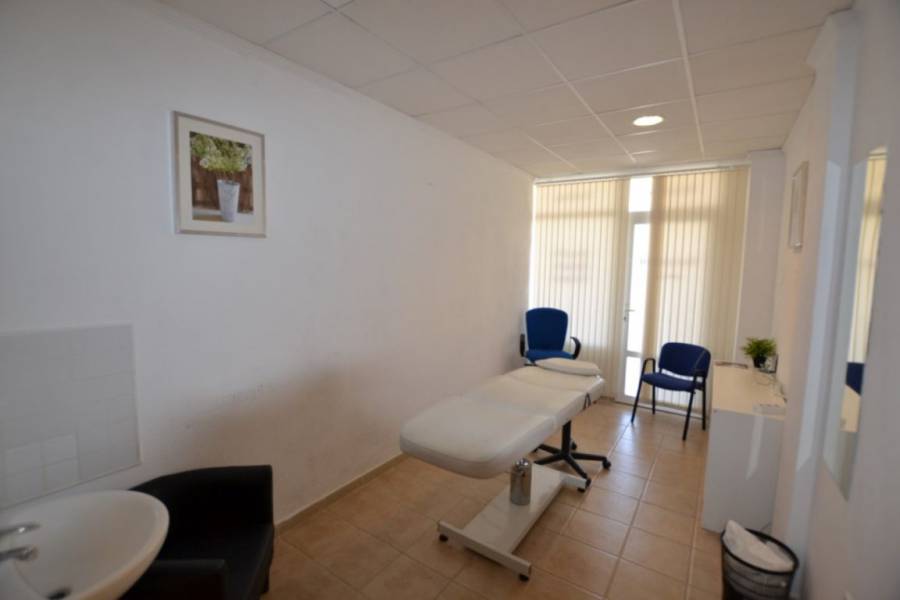 Long Term Rental - Commercial Unit - Orihuela Costa - La Regia