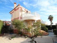 Resale - Villa - Torrevieja - Los altos