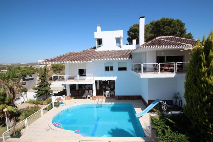 Resale - Villa - Orihuela Costa - Campoamor