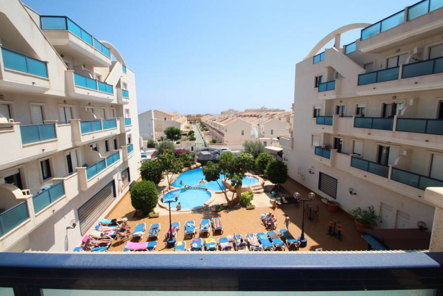 Resale - Apartment - Orihuela Costa - Cabo Roig