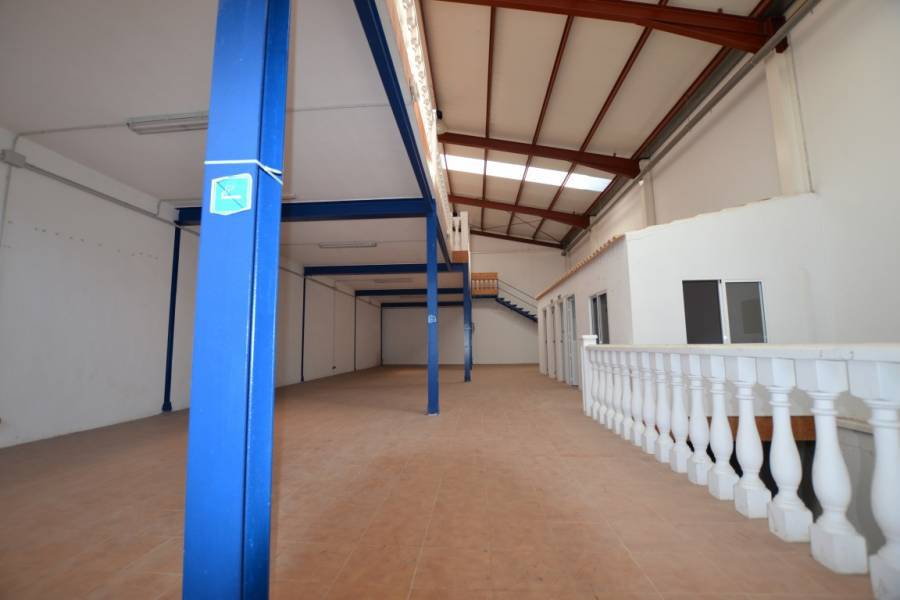 Resale - Commercial Unit - Guardamar del Segura - Poligono ind. santa ana