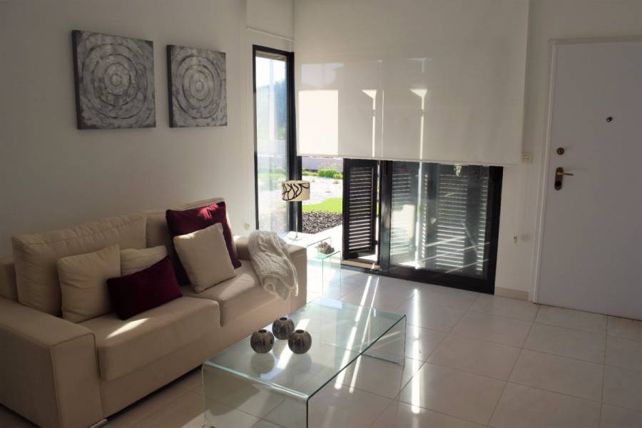 Resale - Villa - Orihuela - La Zenia