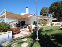 Resale - Villa - Orihuela Costa - Campoamor