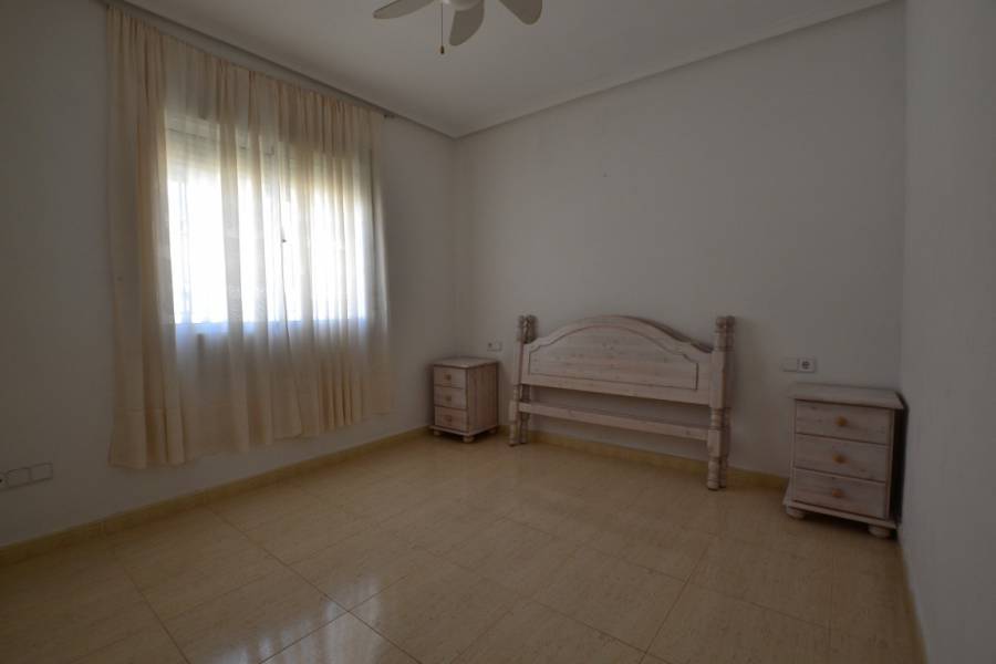 Resale - Villa - Pilar de la Horadada - Pinar de Campoverde