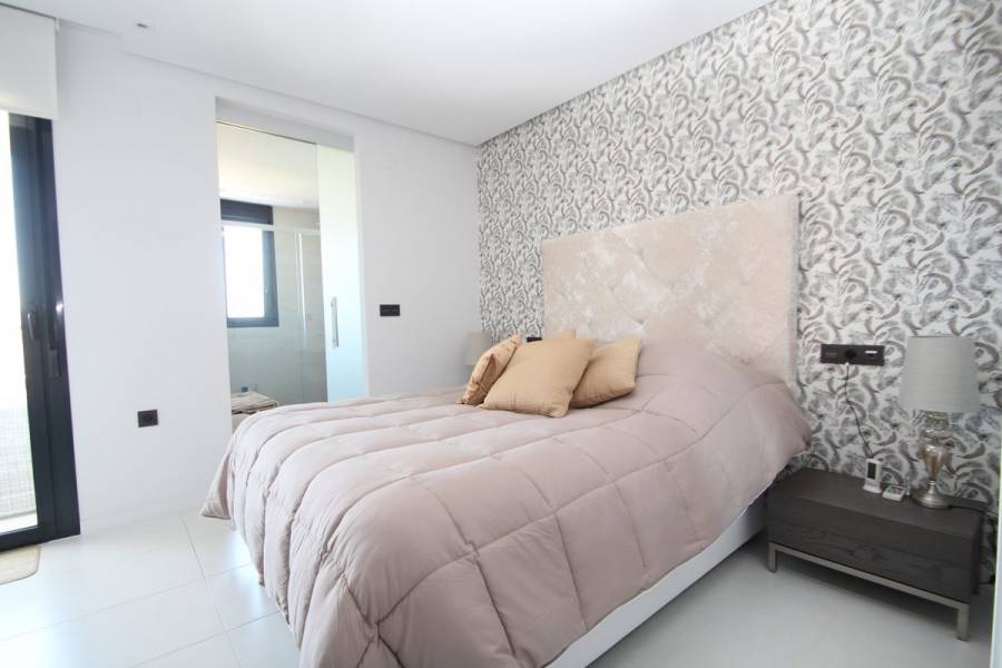 Resale - Apartment - Pilar de la Horadada - Mil palmeras