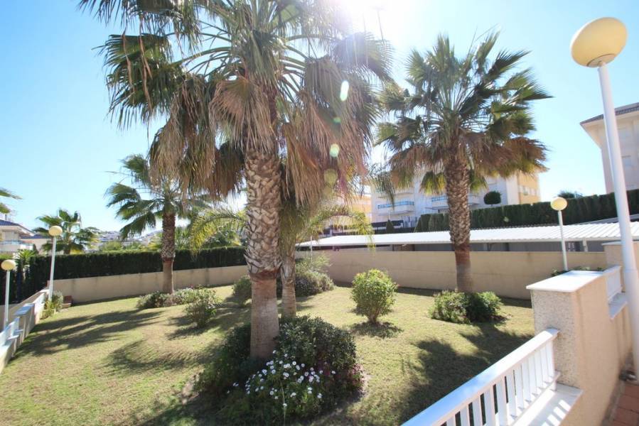 Resale - Apartment - Pilar de la Horadada - Mil palmeras