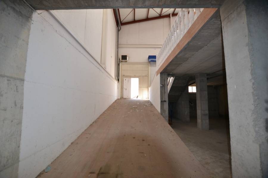 Resale - Commercial Unit - Guardamar del Segura - Poligono ind. santa ana