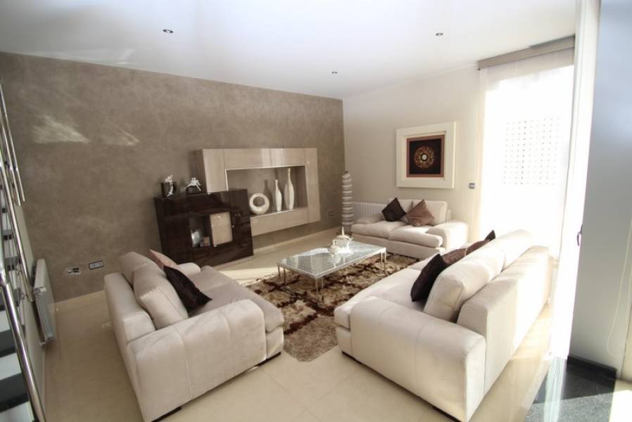 Resale - Villa - Orihuela Costa - Cabo Roig