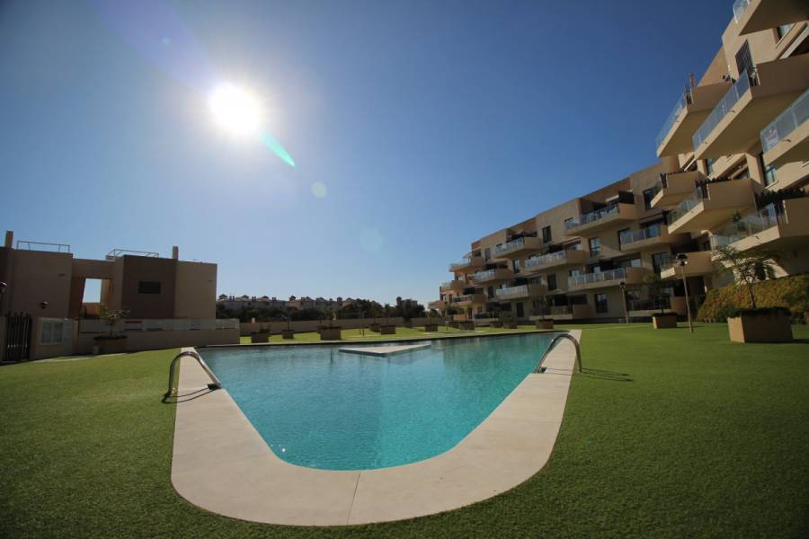 Resale - Villa - Orihuela - La Zenia