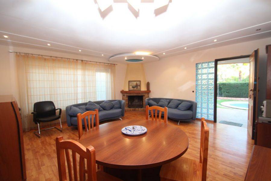 Resale - Villa - Orihuela Costa - Cabo Roig