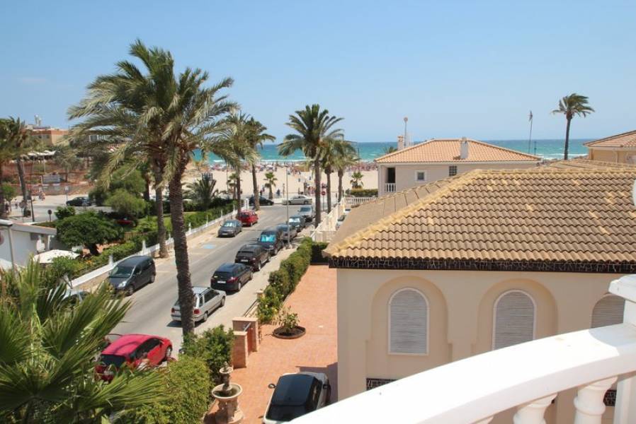 Reventa - Chalet - Orihuela Costa - La Zenia