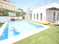 Resale - Villa - Orihuela Costa - Campoamor