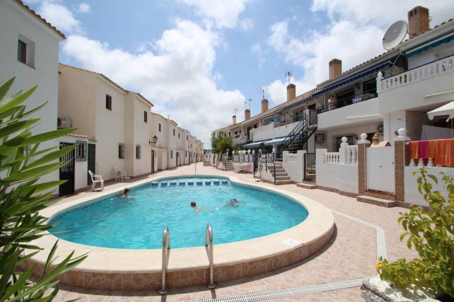 Resale - Townhouse - Orihuela Costa - La Zenia