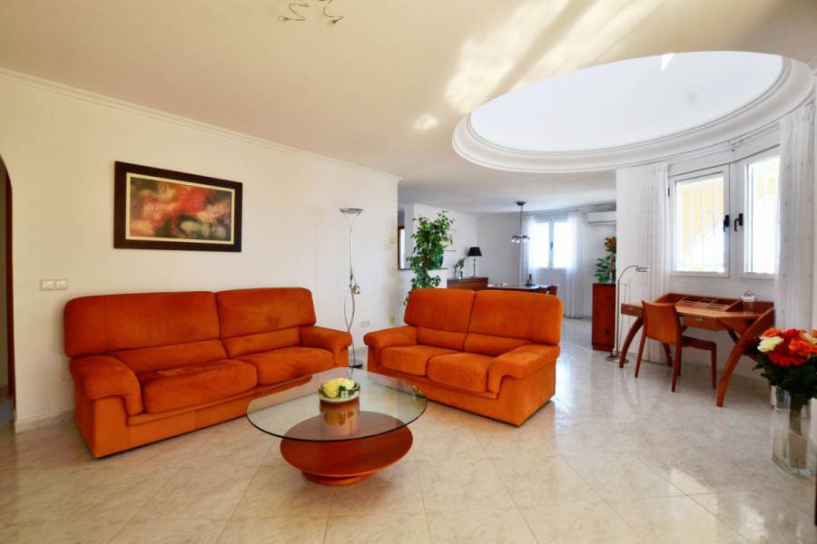 Resale - Villa - San Miguel de Salinas - Orihuela costa